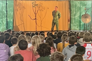 Grimms Märchen in der Turnhalle